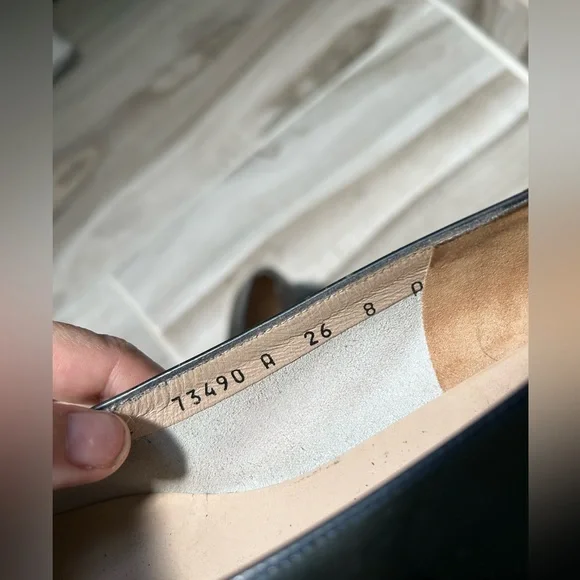 Salvatore ferragamo vara heels - Picture 5 of 7